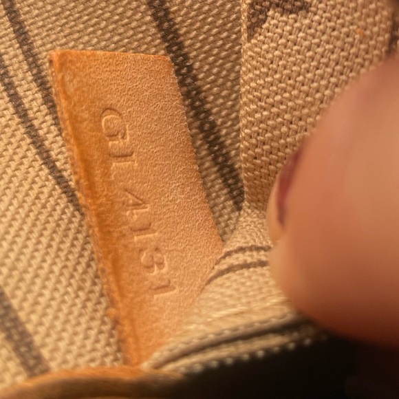 Authentic Louis Vuitton neverfull - Picture 13 of 16